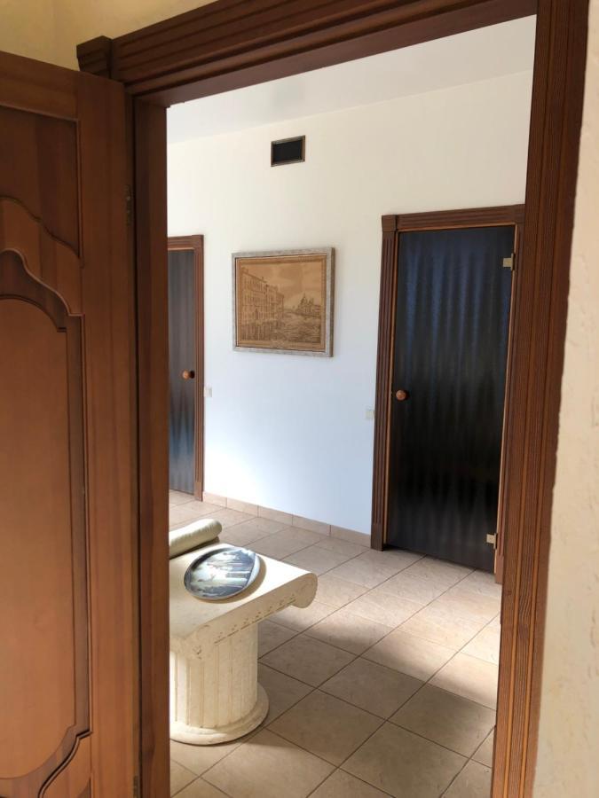 Guests House With Amazing Pool And Sauna Babite Ngoại thất bức ảnh